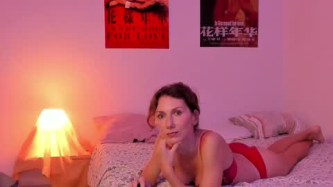 shesleepsnaked online show from 10/21/25, 05:02