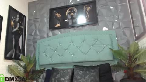 Snapshot of sheyla__ebony chatting on 10/28/25, 09:17 sheyla__ebony online show from 10/28/25, 09:17