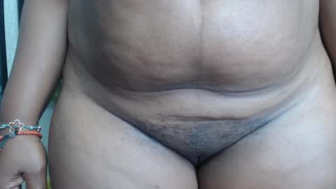 Snapshot of sheyla__ebony chatting on 11/29/25, 09:51 sheyla__ebony online show from 11/29/25, 09:51