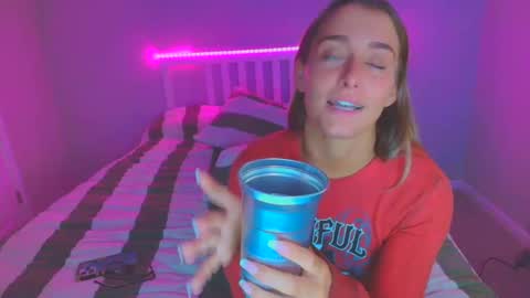 Snapshot of shhitskay chatting on 01/01/25, 08:56 shhitskay online show from 01/01/25, 08:56