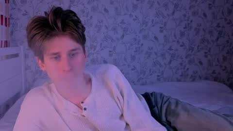 Nenedent online show from 03/31/26, 01:18