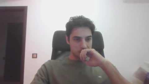 Snapshot of shiiroo26 chatting on 09/28/25, 12:38 Shiiroo26 online show from 09/28/25, 12:38