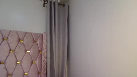 Shilla online show from 10/25/25, 07:19