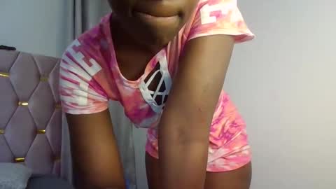 Shilla online show from 12/13/25, 07:53