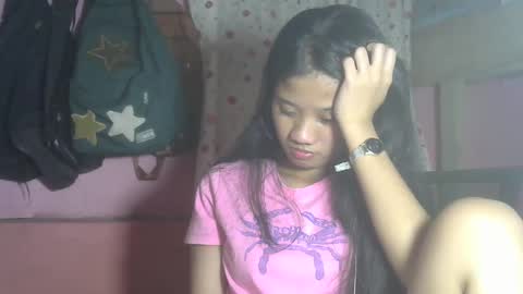 Snapshot of shimmering_kate chatting on 12/14/24, 01:27 shimmering_kate online show from 12/14/24, 01:27