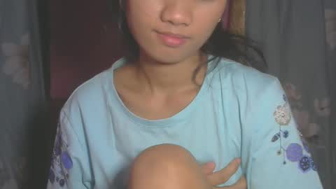 Snapshot of shimmering_kate chatting on 03/01/25, 10:13 shimmering_kate online show from 03/01/25, 10:13