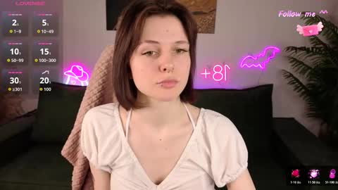 Vivi online show from 11/15/25, 11:18