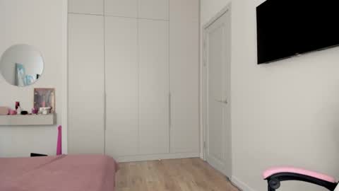 Shineel online show from 02/02/26, 04:22