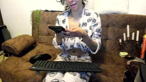 Snapshot of shinigamidoll chatting on 03/07/25, 08:00 Shinigamidoll see you soon online show from 03/07/25, 08:00