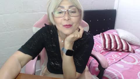 shira evans40 online show from 01/25/25, 12:38