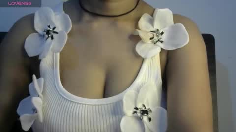 Snapshot of shiri_hot chatting on 09/17/25, 02:46 Siri online show from 09/17/25, 02:46