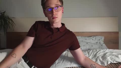 Matthew online show from 11/16/25, 06:35