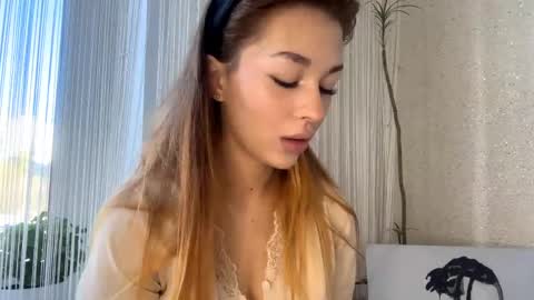 Joli online show from 04/17/26, 06:16