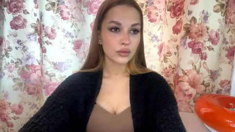 Joli online show from 04/22/26, 06:16