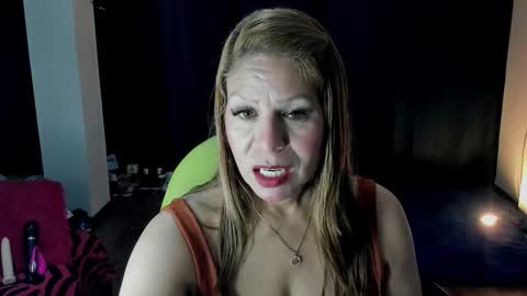 shirly online show from 11/14/25, 03:49