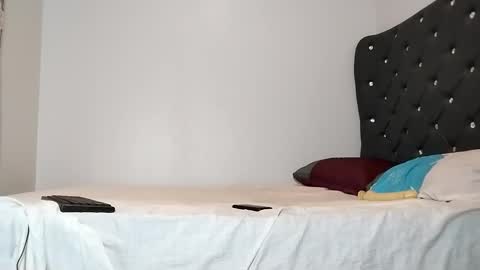 Shi-ro online show from 11/02/25, 11:45