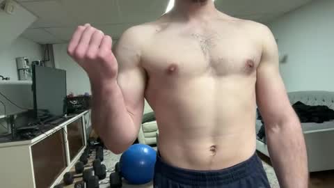 shirtlesshunk15 online show from 04/21/26, 11:40