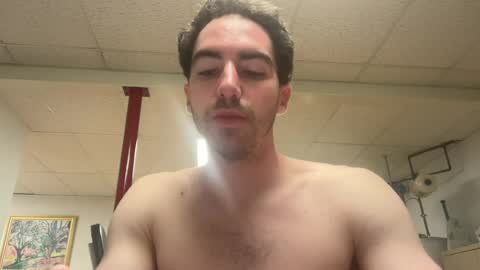 shirtlesshunk15 online show from 06/06/26, 07:51