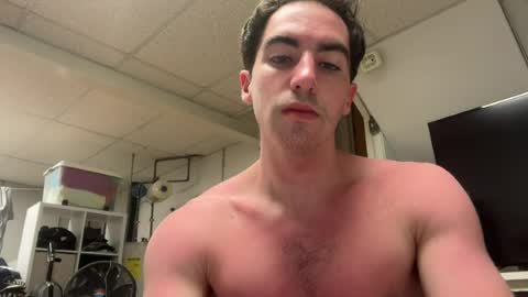 shirtlesshunk15 online show from 06/16/26, 08:33