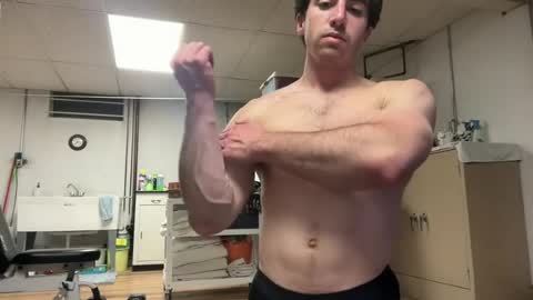 shirtlesshunk15 online show from 07/24/26, 01:14