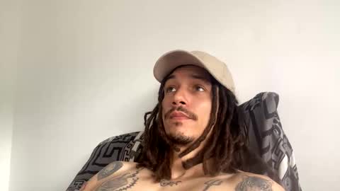 -- online show from 01/12/26, 03:39