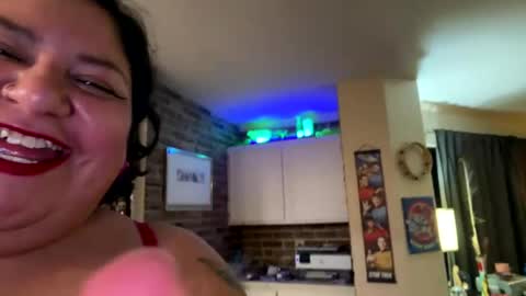 Snapshot of shndra32 chatting on 07/25/26, 05:16 shndra32 online show from 07/25/26, 05:16