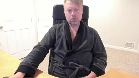 Snapshot of shofixtie chatting on 09/22/25, 12:40 Shofixtie online show from 09/22/25, 12:40