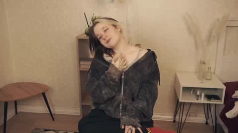 shonda online show from 10/18/25, 07:42