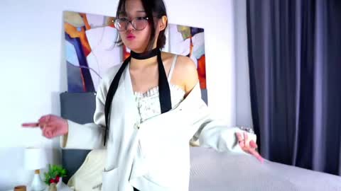 Naomi online show from 04/05/26, 11:51