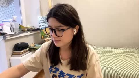 Snapshot of shontagrabowski chatting on 07/29/26, 02:15 Marie online show from 07/29/26, 02:15