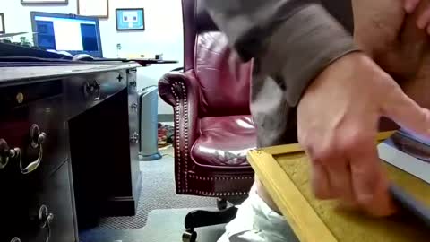 nikolas send dm for an appointment online show from 01/02/25, 04:24