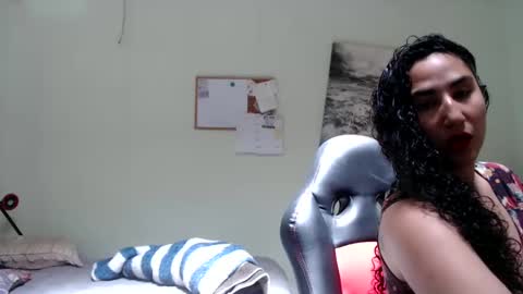 Snapshot of shopia_scarlet chatting on 09/09/25, 03:22 Sofia online show from 09/09/25, 03:22