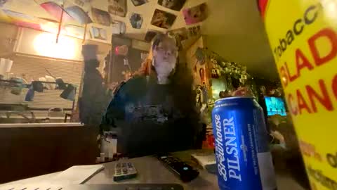 Snapshot of shorty920505 chatting on 10/25/25, 12:40 shorty920505 online show from 10/25/25, 12:40
