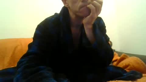 showherenow online show from 02/03/26, 06:11