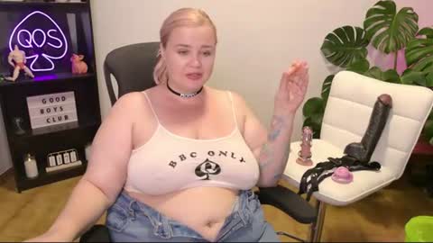Mimi   online show from 06/17/26, 04:19