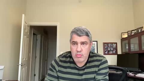 Chicago Guy online show from 02/11/25, 08:42