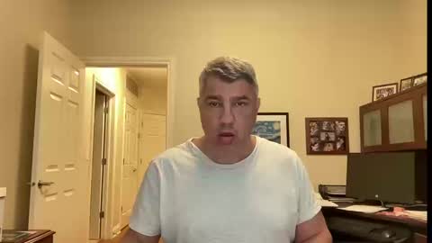 Chicago Guy online show from 09/20/25, 10:00