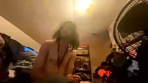 showmewe online show from 03/08/26, 02:37