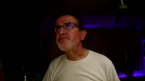 shrewtamer online show from 10/08/25, 02:53