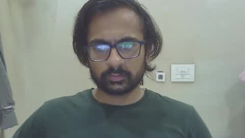 Snapshot of shubhamkhandelwal123 chatting on 05/13/26, 04:59 shubhamkhandelwal123 online show from 05/13/26, 04:59