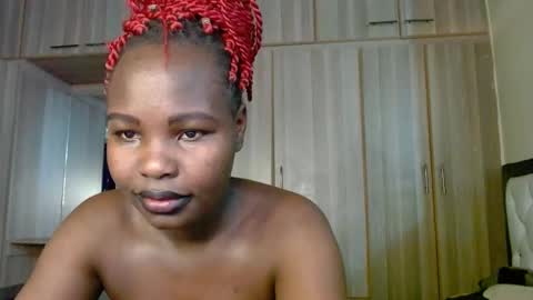 Snapshot of shugahnash chatting on 12/08/24, 03:13 nash online show from 12/08/24, 03:13