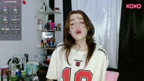 Shun White online show from 12/08/24, 03:32