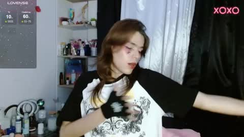 Shun White online show from 02/10/25, 01:57