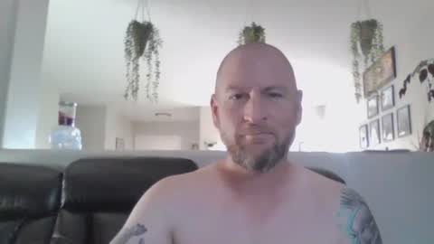 Snapshot of shwmeyours chatting on 09/13/25, 02:06 shwmeyours online show from 09/13/25, 02:06