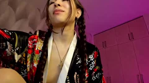 Mika online show from 12/14/24, 10:34