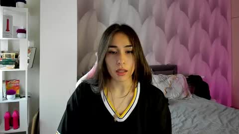 Mika online show from 01/19/25, 08:50