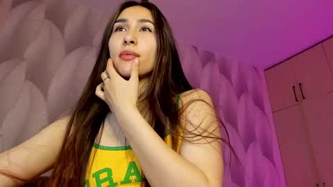 Mika online show from 01/21/25, 02:11