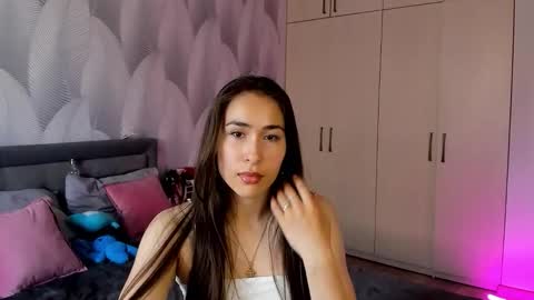 Mika online show from 09/15/25, 07:30