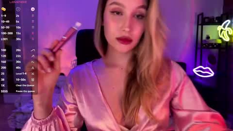 Alice online show from 09/11/25, 01:49