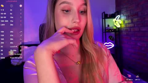 Alice online show from 09/27/25, 12:15